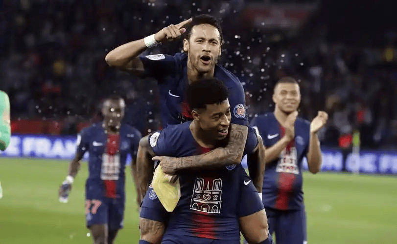 周五010 法甲焦点战：巴黎圣日尔曼主场争冠 图卢兹残阵客场求生